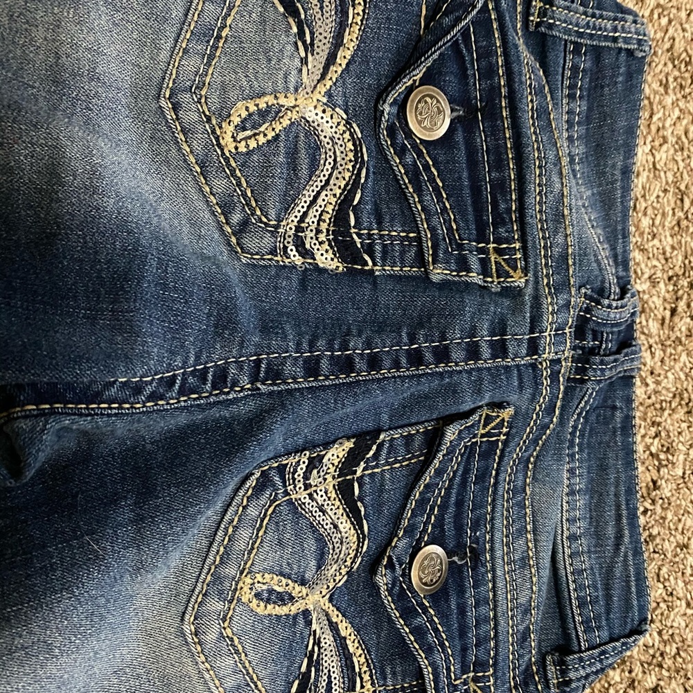 Jeans - Picture 2 of 4